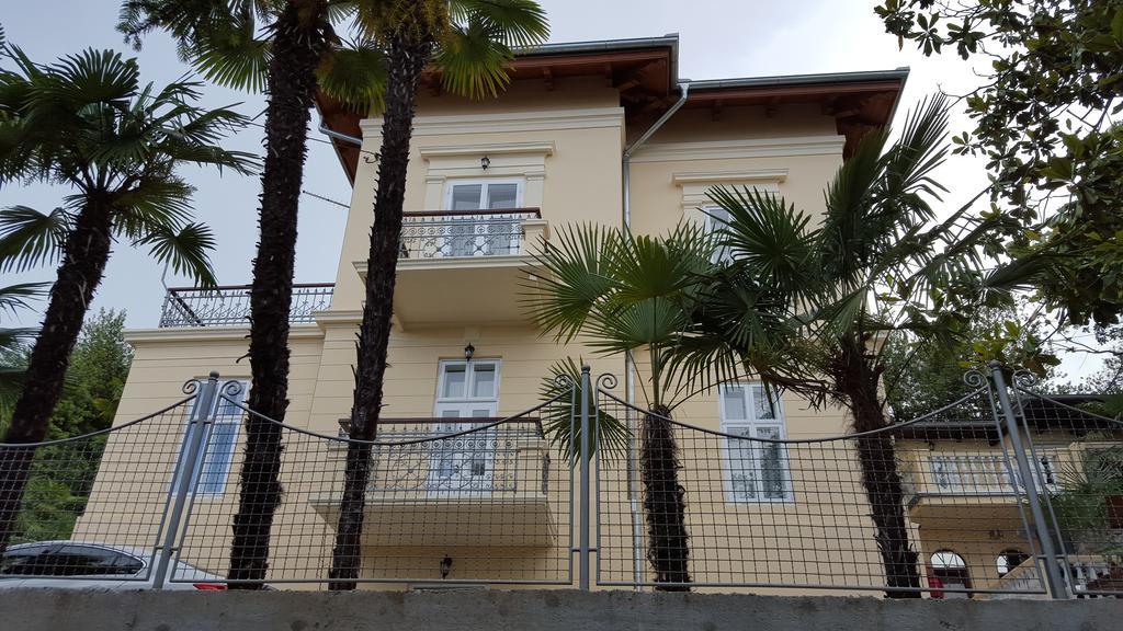Apartments Villa Atta Opatija Eksteriør billede