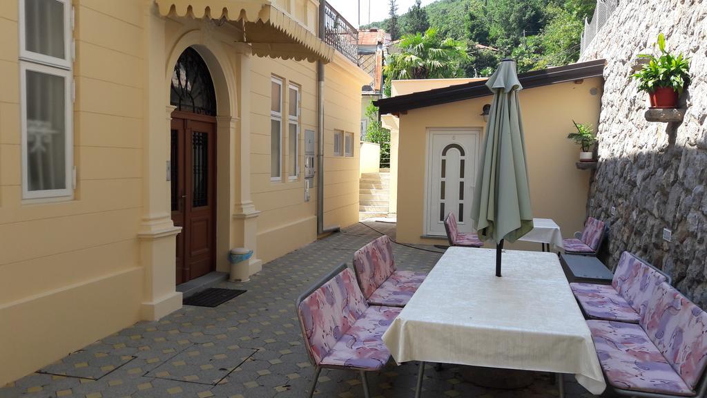 Apartments Villa Atta Opatija Eksteriør billede